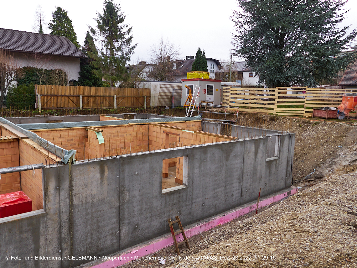 23.12.2022 - Neubau eines Mehrfamilienhause in der Niederalmstraße 16 in Neuperlach-Trudering